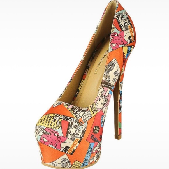 SHOE REPUBLIC
COMIC PLATFORM PUMP
Women – Orange - Picture 1 of 4
